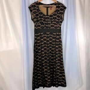 Miusol lace overlay midi dress slight flair cap sleeves black and tan large